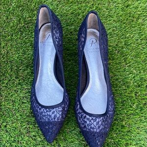 NWT Adrianna Papell Navy Blue Navy Lace Kitten Heel Pumps Size 9M